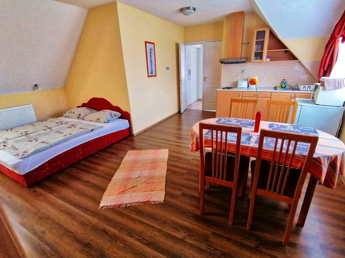 Villa Aida Apartman Hajdúszoboszló Exterior foto