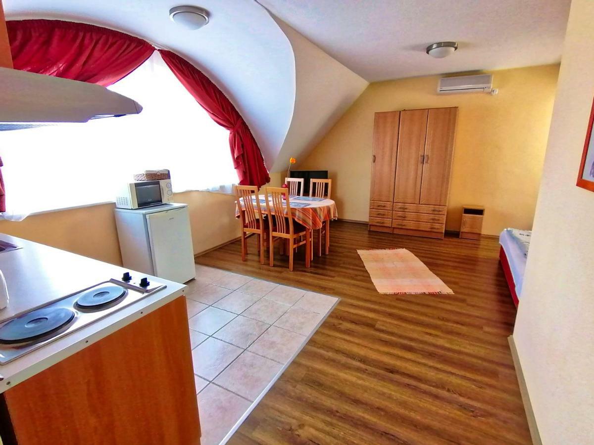 Villa Aida Apartman Hajdúszoboszló Exterior foto
