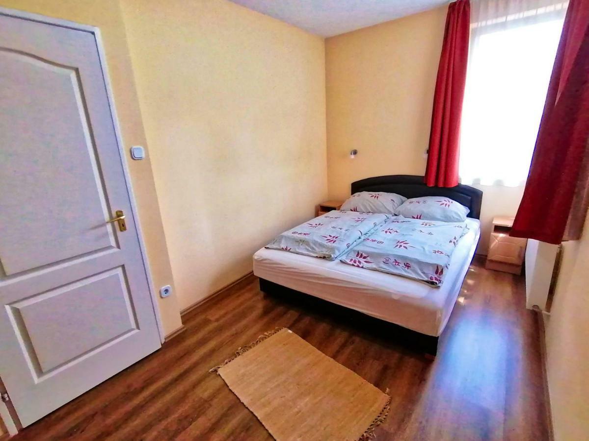 Villa Aida Apartman Hajdúszoboszló Exterior foto