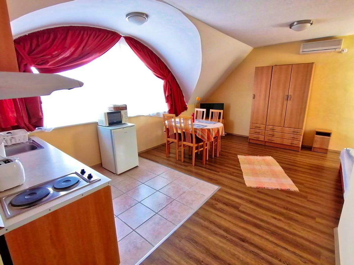Villa Aida Apartman Hajdúszoboszló Exterior foto