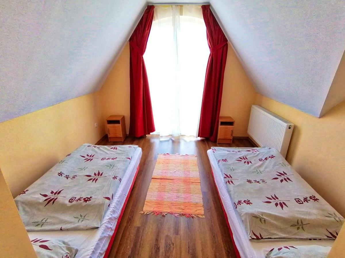 Villa Aida Apartman Hajdúszoboszló Exterior foto
