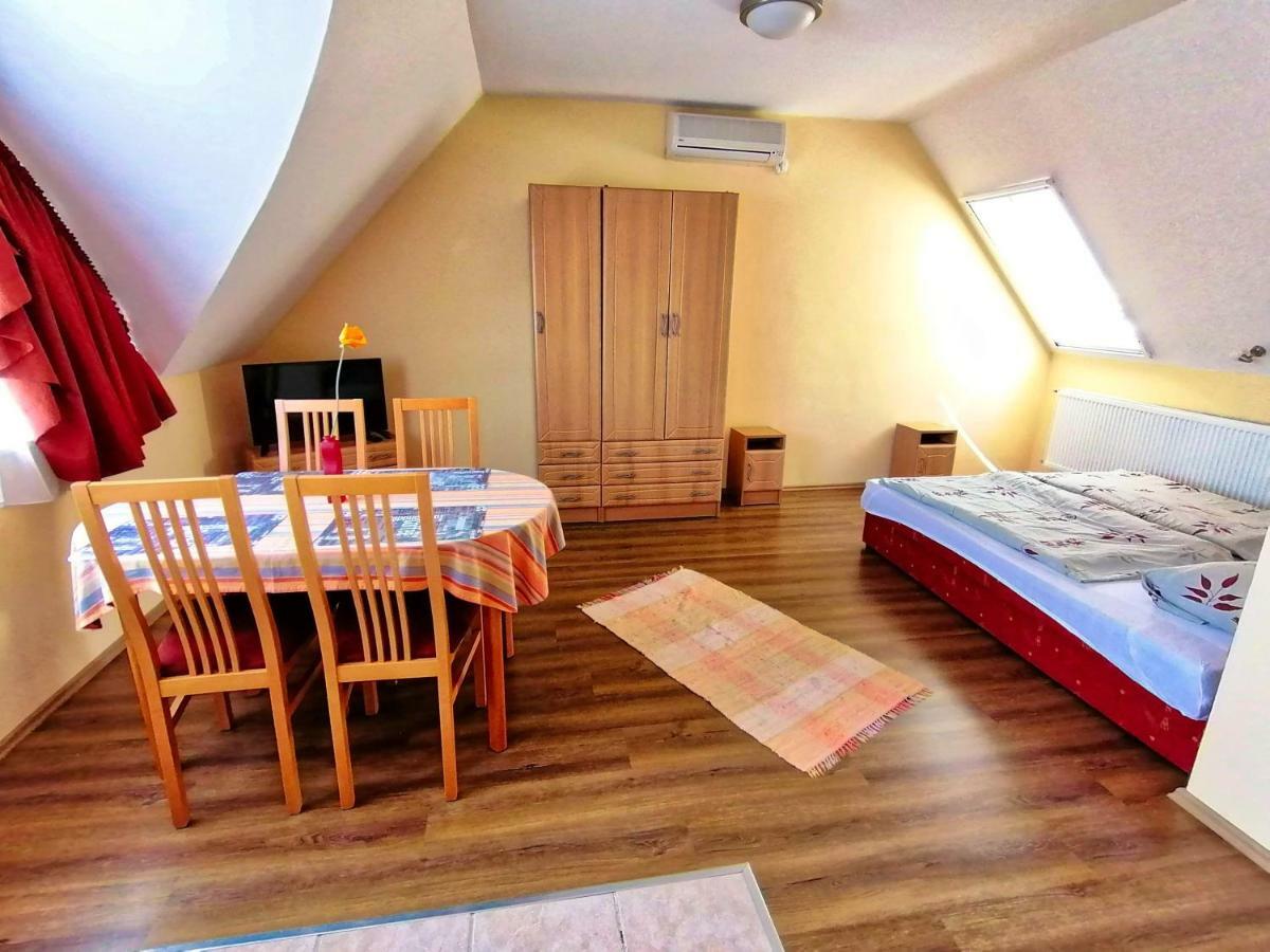 Villa Aida Apartman Hajdúszoboszló Exterior foto