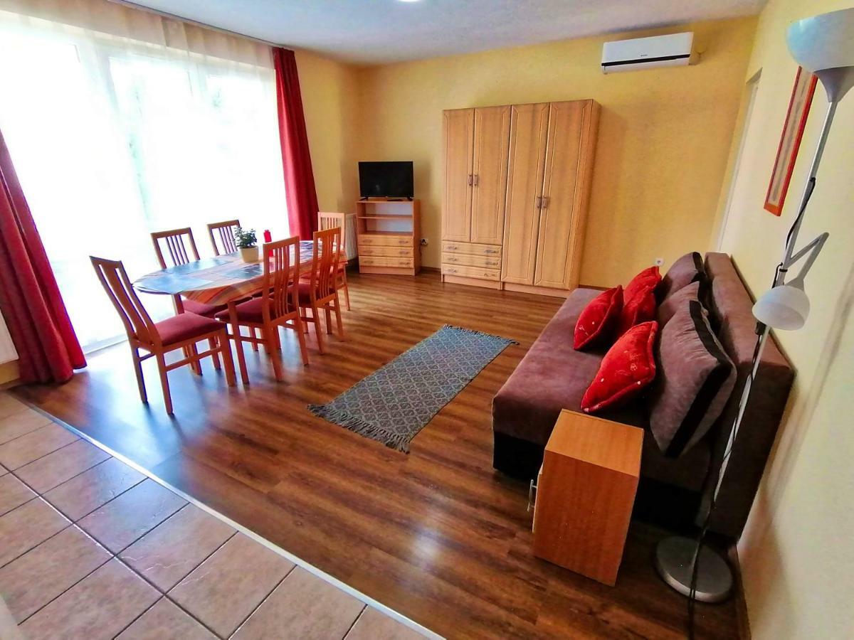 Villa Aida Apartman Hajdúszoboszló Exterior foto