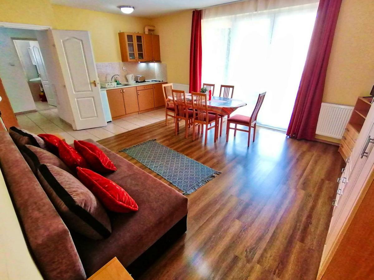 Villa Aida Apartman Hajdúszoboszló Exterior foto